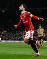 B体育官网下载APP-bsports官方平台-Bsports必一体育官网-B费本赛季3轮共计已送出12次关键传球，领跑同期英超联赛