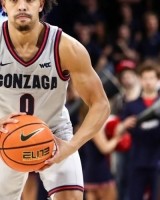 手感不错！小内姆哈德半场10中6拿到12分2篮板1助攻