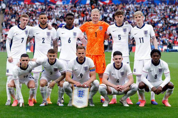 1717804312587098226.jpg 2155833142-612x612.jpg